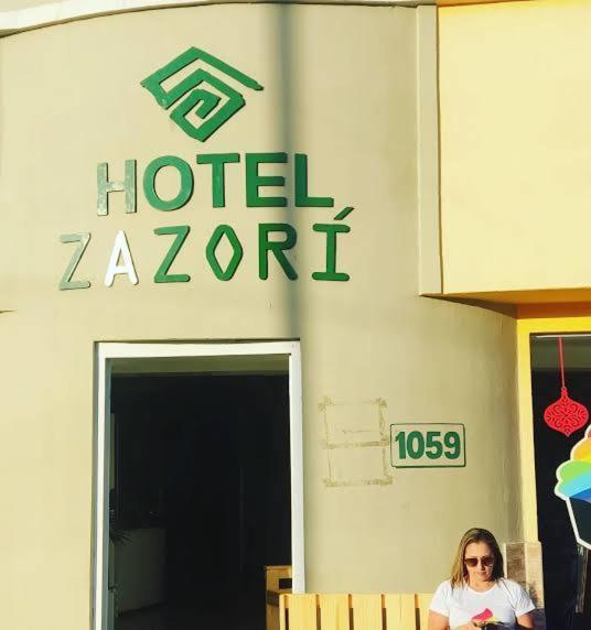 Hotel Zazori Várzea Grande Екстериор снимка